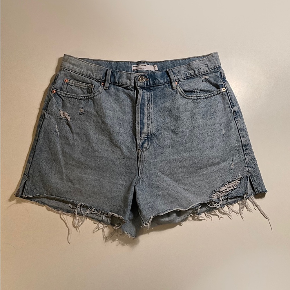 Garage Denim Vintage High-Waist Cut-Off Shorts (13/31 W)